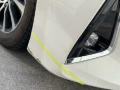 バンパーすり傷